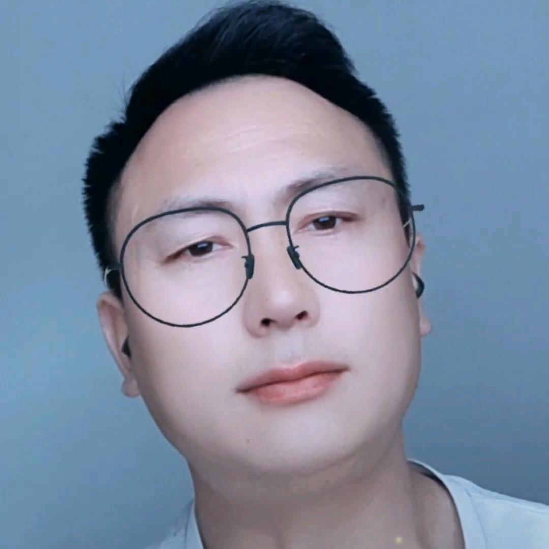 吴尚清༒游世界