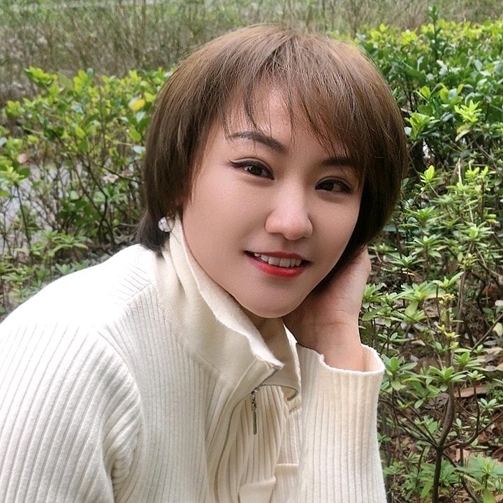 土家诗诗