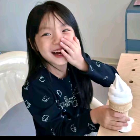 爱吃土豆粉的🐷妞