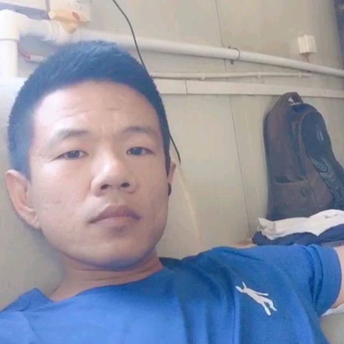 德斌电子通讯轻翼店