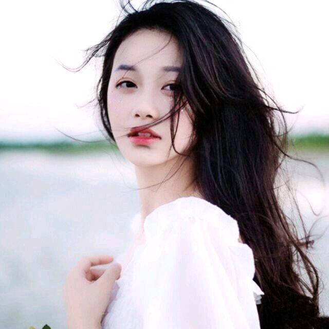 小何妹