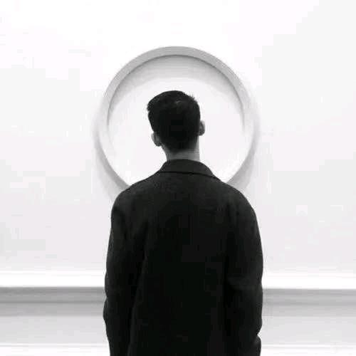 莫凡