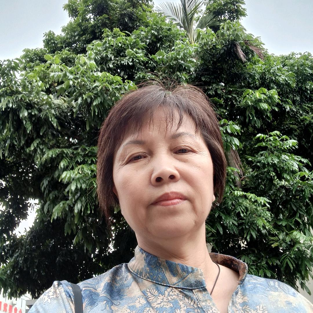 玲玲妈(8)开播在大号