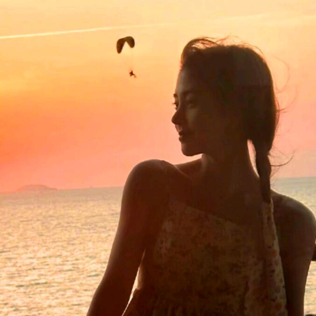 ⫍ ⃢👁ܫ👁⃢ ⫎