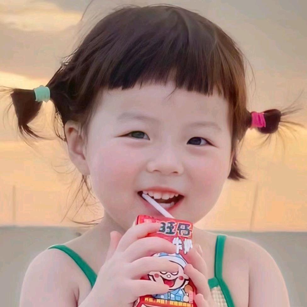笑的甜蜜蜜