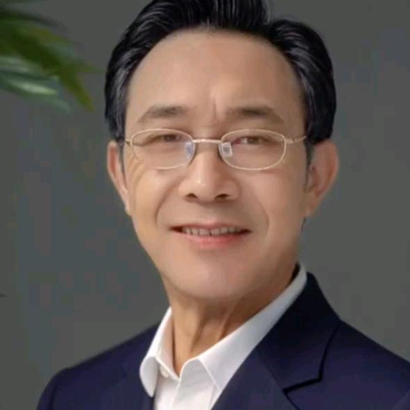 √邹求根👿👿👿