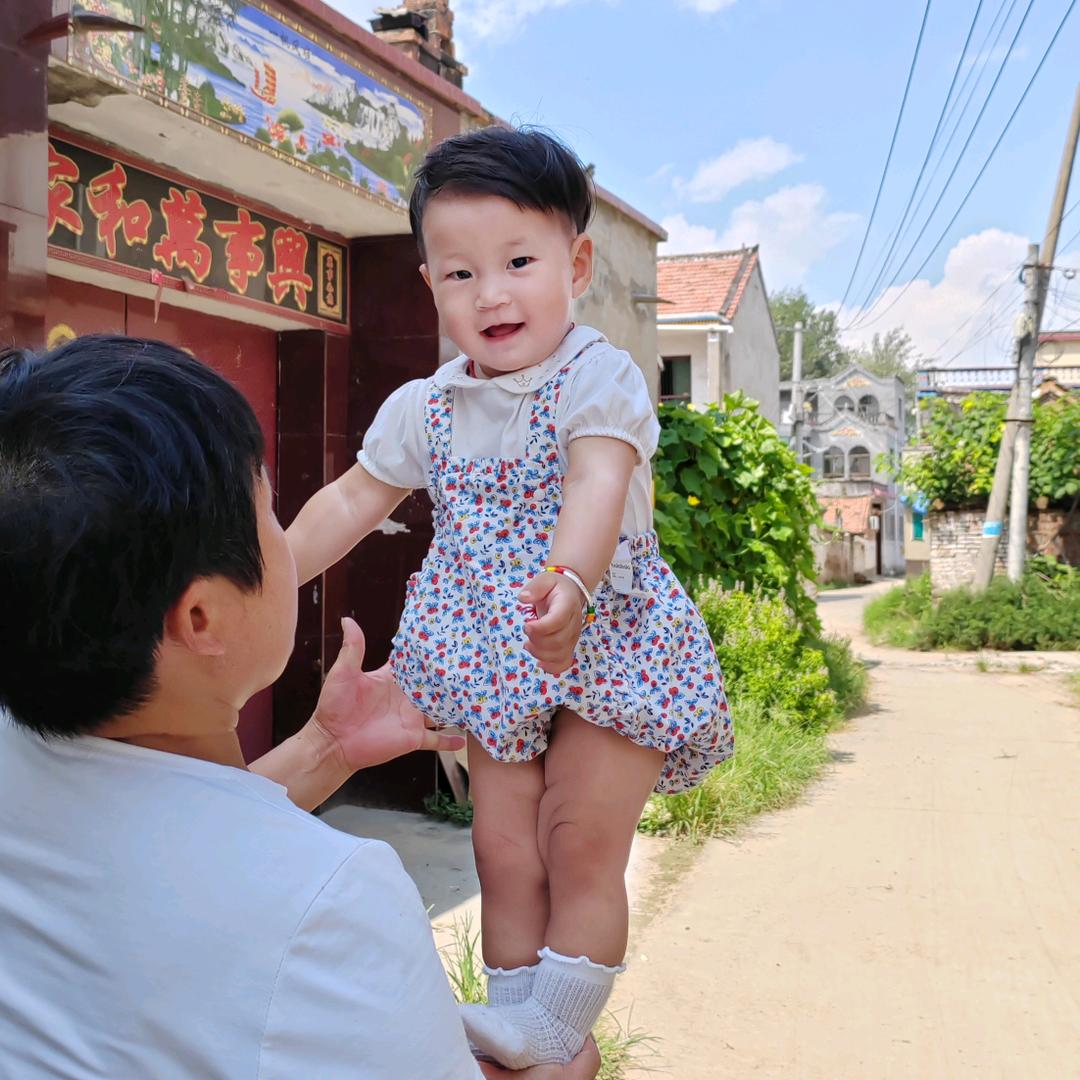 爱吃金鱼的企鹅女士