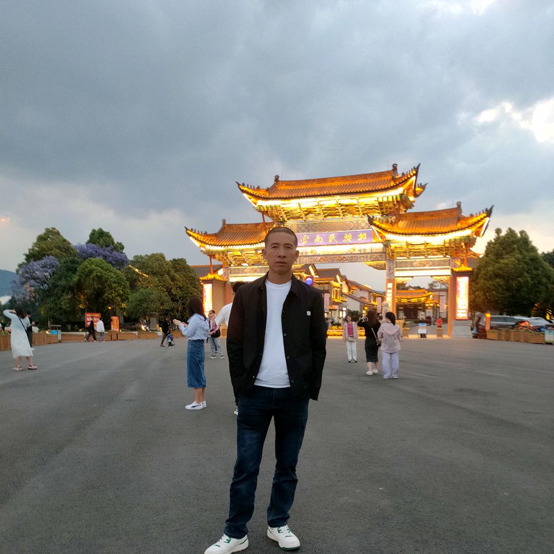 小艾哥的故事