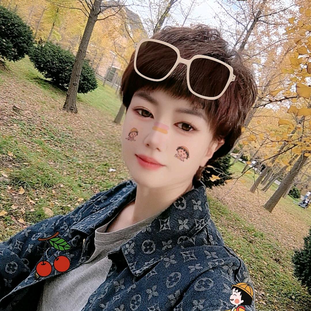 李佳🧸