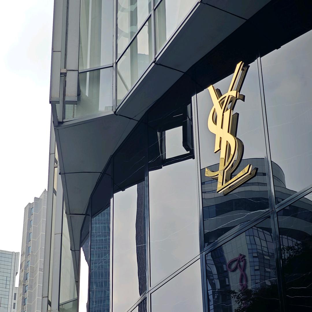 爱喝橙汁儿我就是爱喝橙汁儿