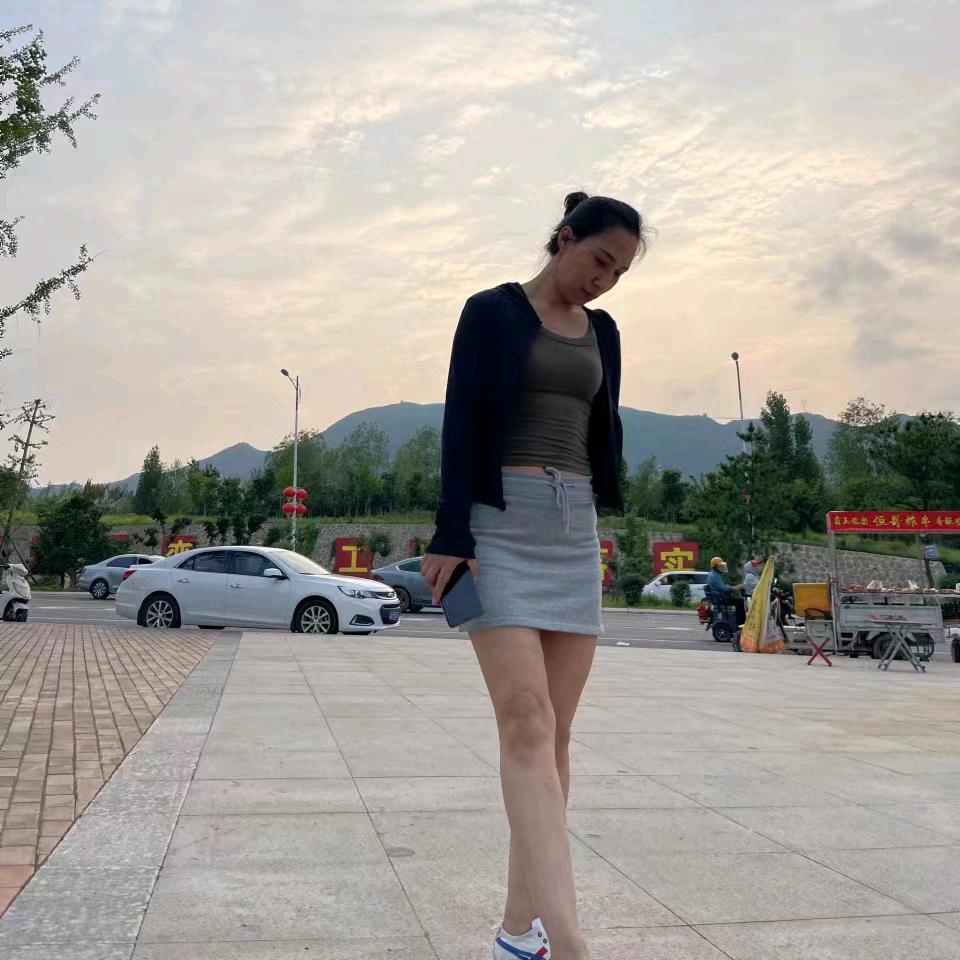 萌萌珊五金百货店