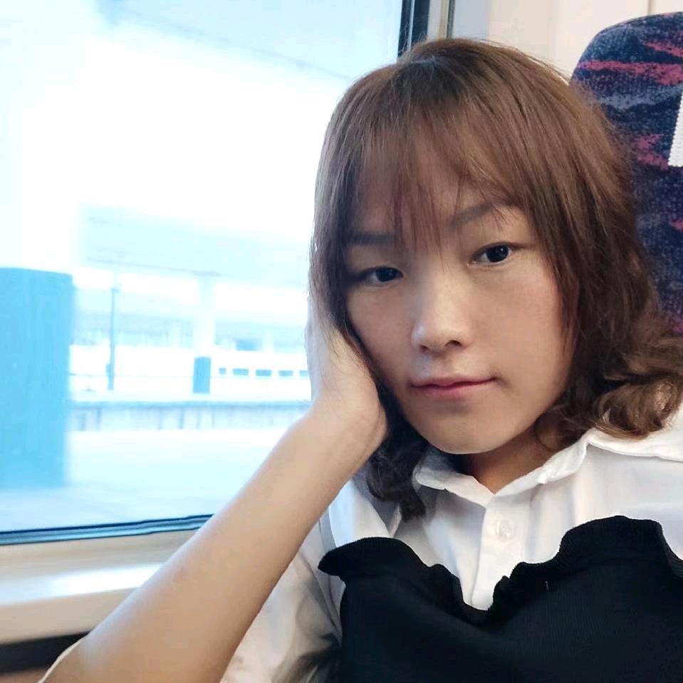 李李舞