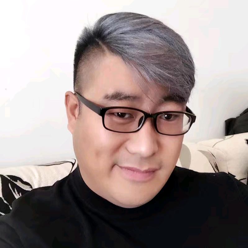 村东头那个小伙儿