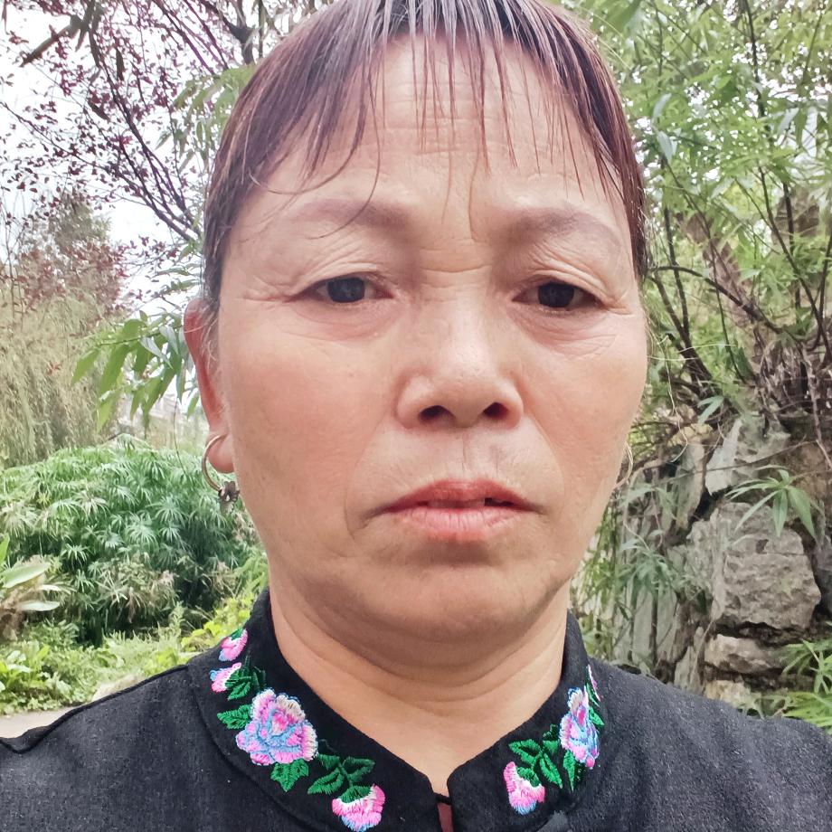 卢大姐