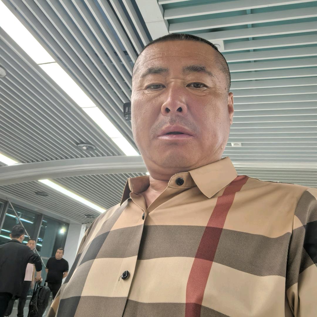 潍坊一鸣半挂倒车