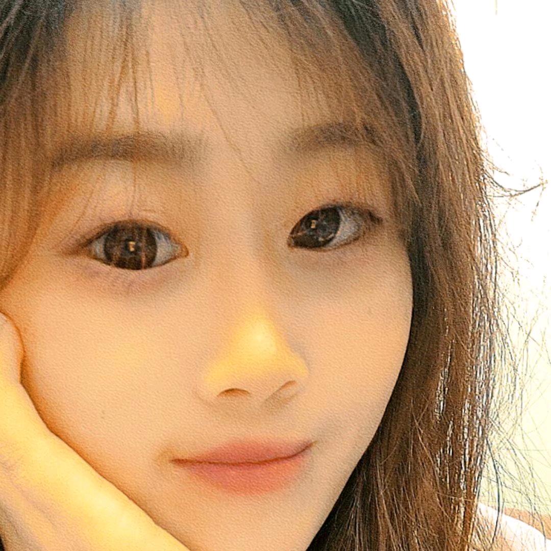 爱玩游戏的老阿姨