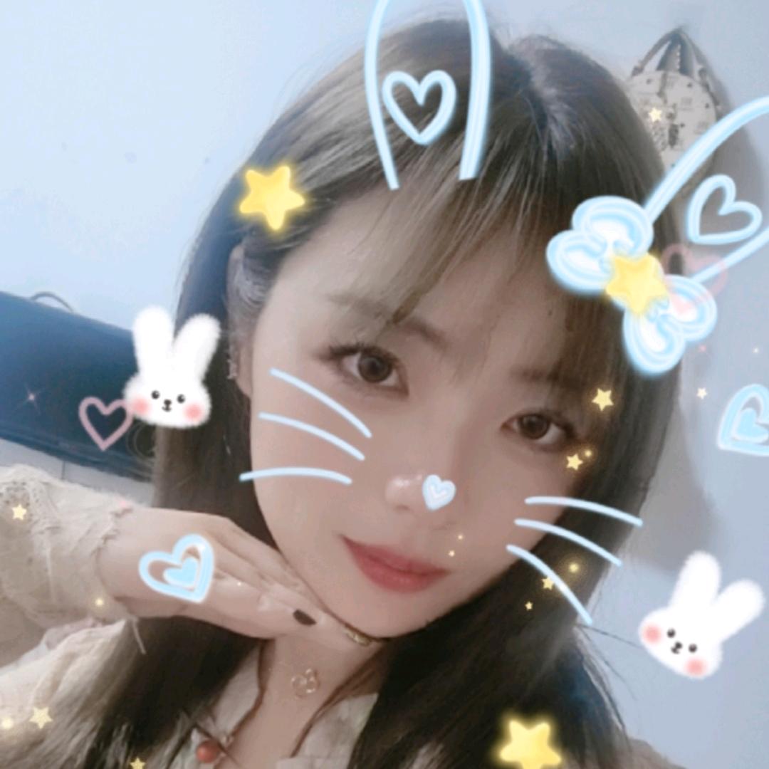 小沐蓉金融小仙女