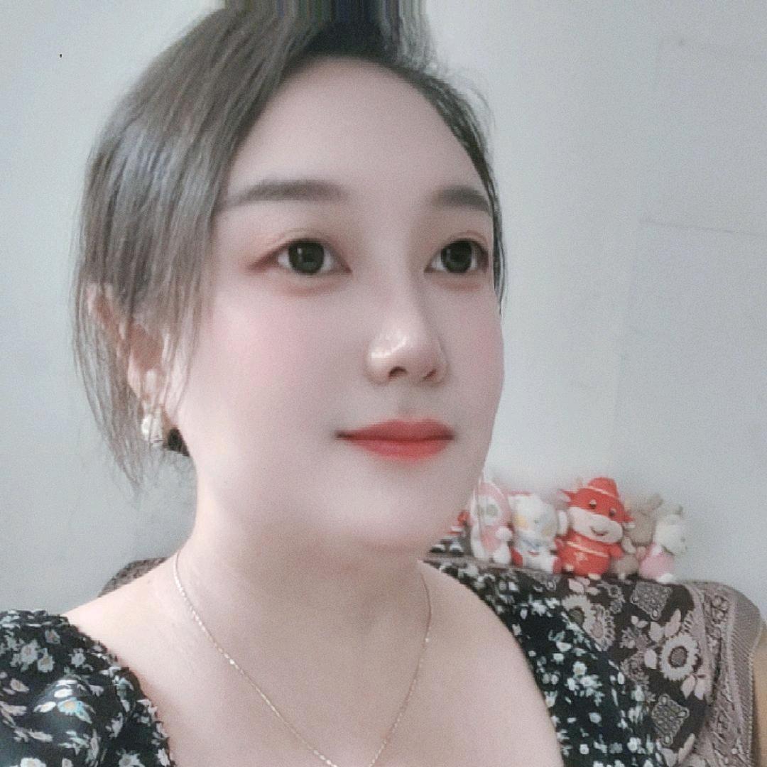 爱笑的丫头