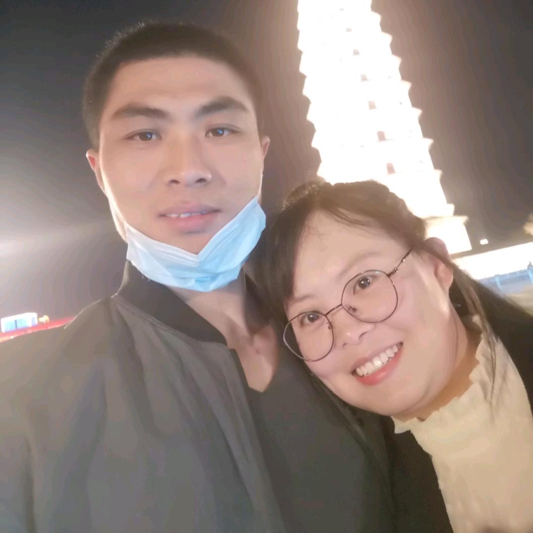 孟家庄现代装潢材料灯具设计