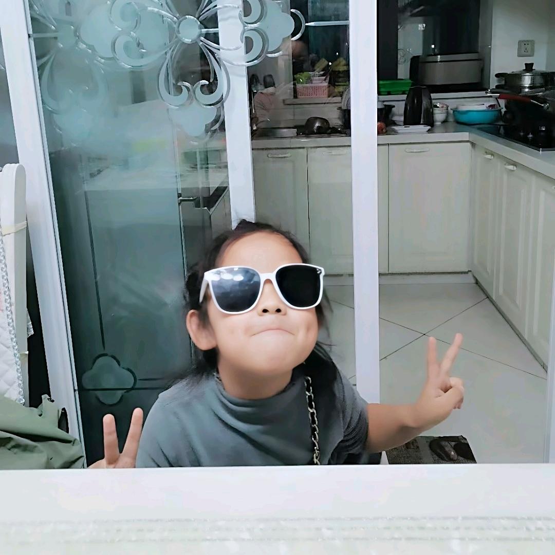 不正经