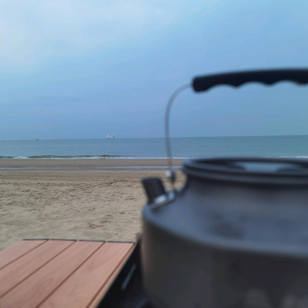 隔壁郭大爷（最末的80后）