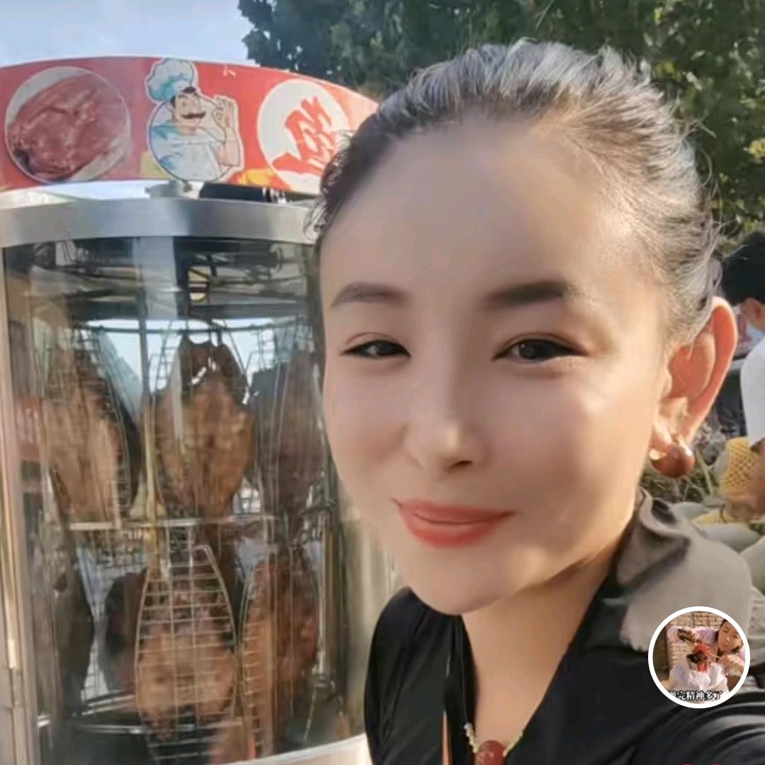 五口锅传统炖菜馆 静姐