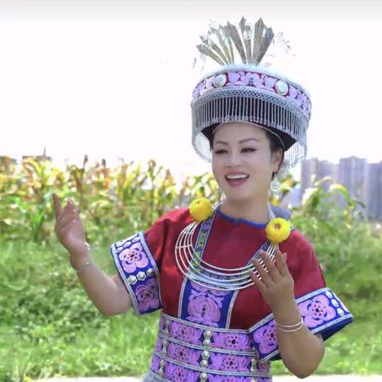 艾咚呙组合~艾玲