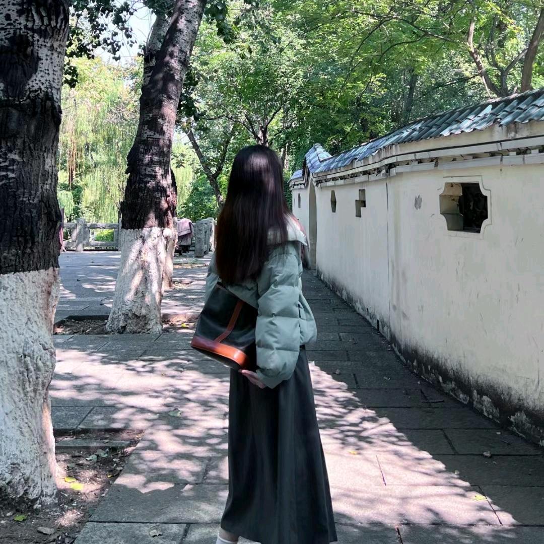 茵曼in-man舒适棉麻女装