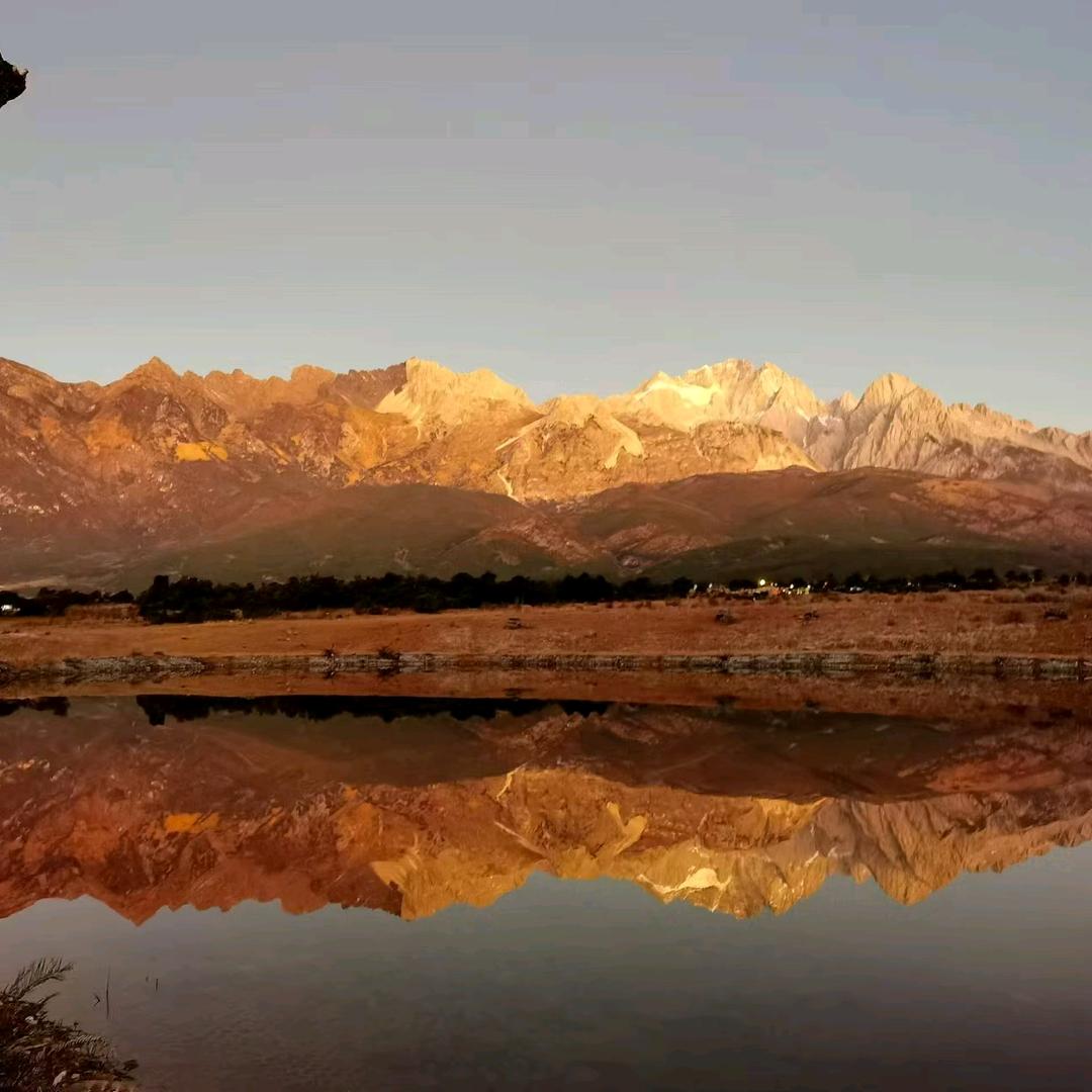 玉龙雪山日照金山拼车包车《丽江小杨哥》