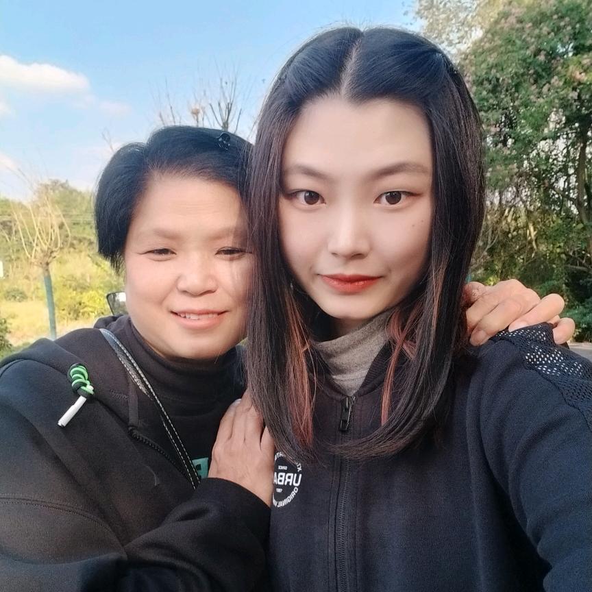 请叫我三哥！