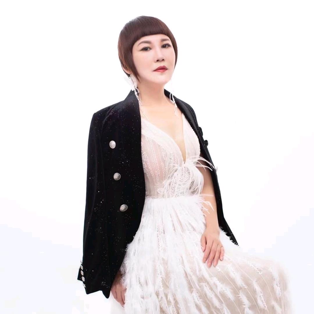成彩凤