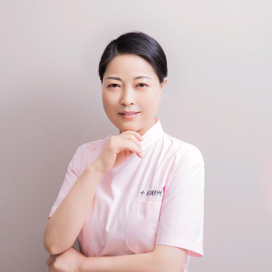 母婴护理师—卫红