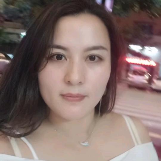 草莓啵啵奶