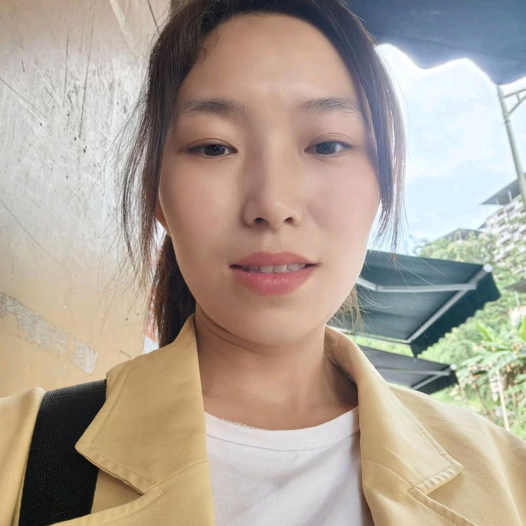 容容首播(晚上9.30)