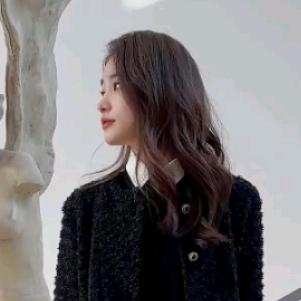 邱莹莹女装