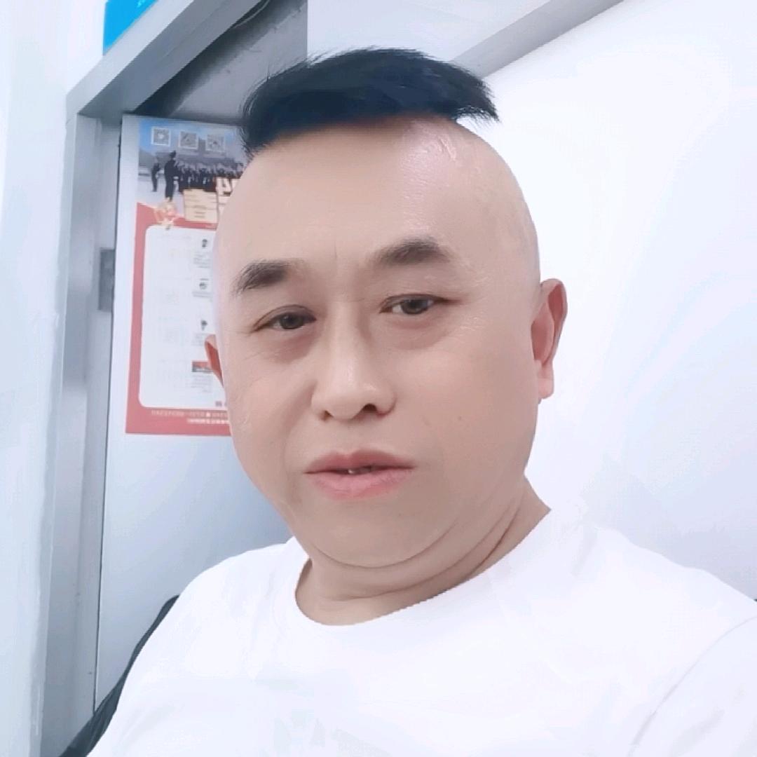 卖车人《绿源电动车》