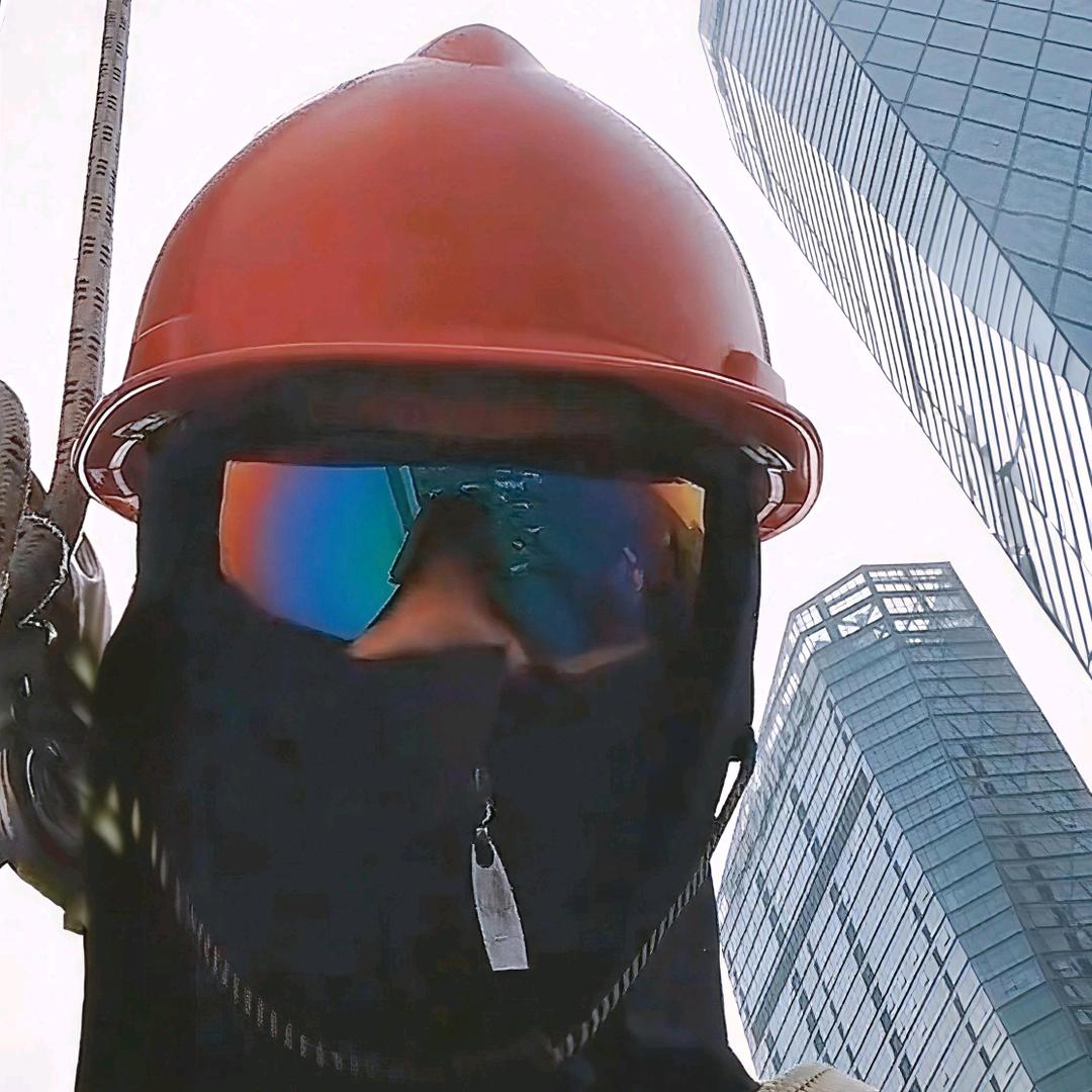 🧗LED高空维修员