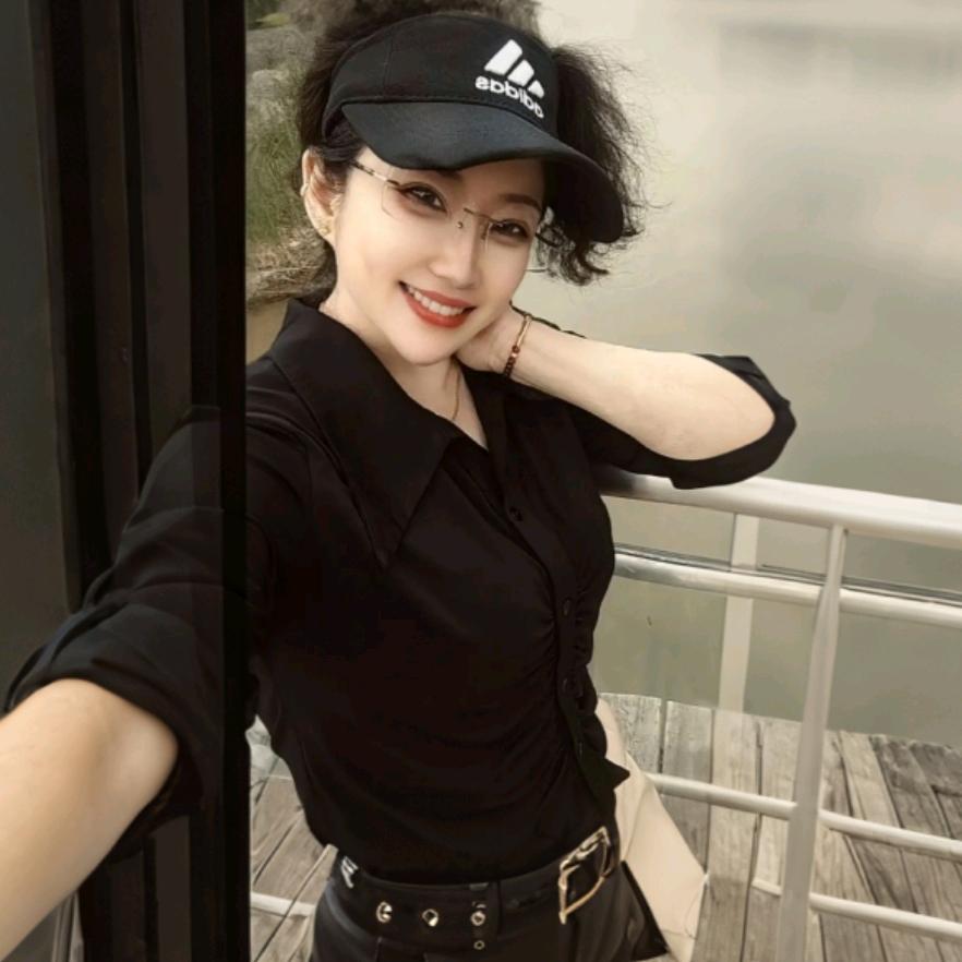 冷艳的玫瑰