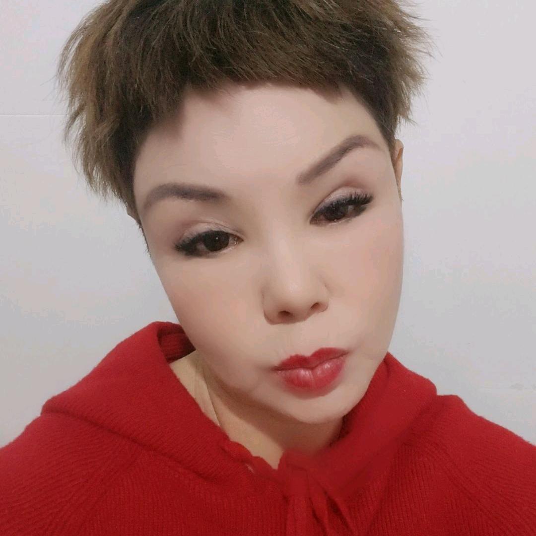 柒月