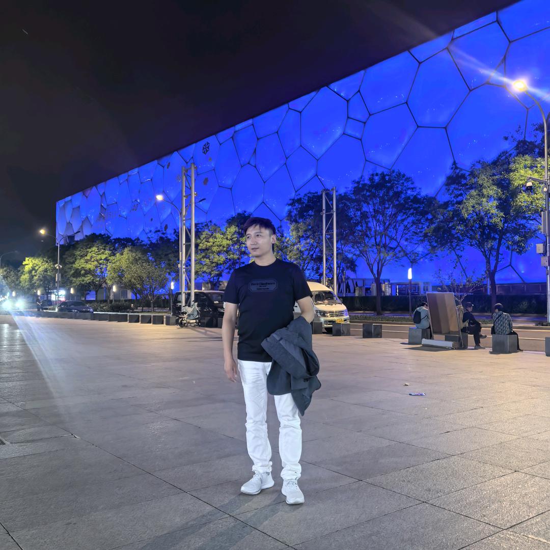 沈阳鸿琪暄商贸有限公司