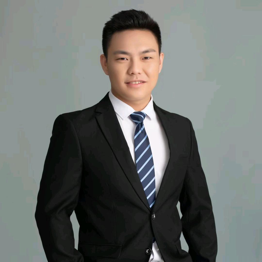 新乡中原武校廖老师