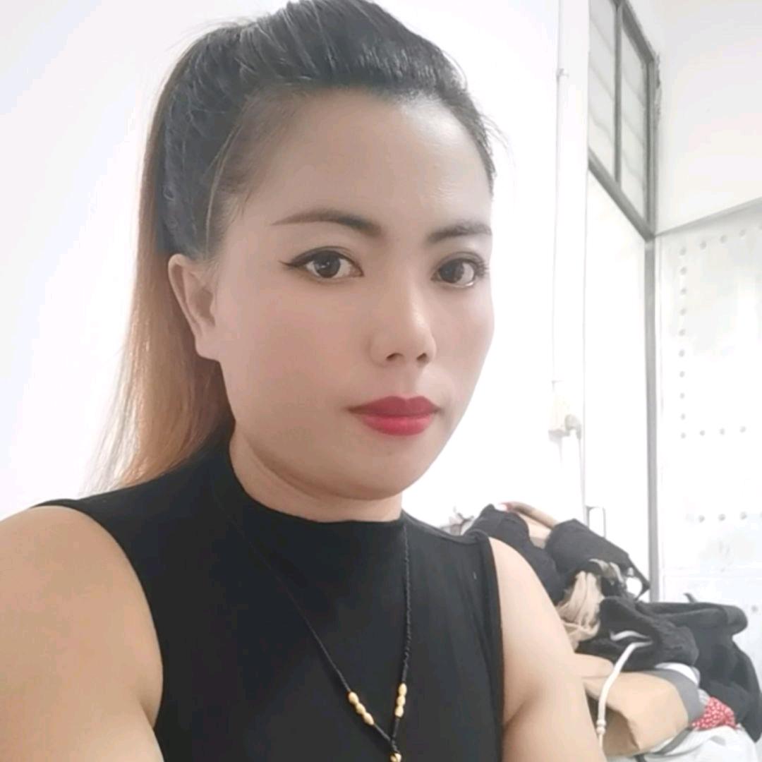 在景谷县城里批发蔬菜 何妹