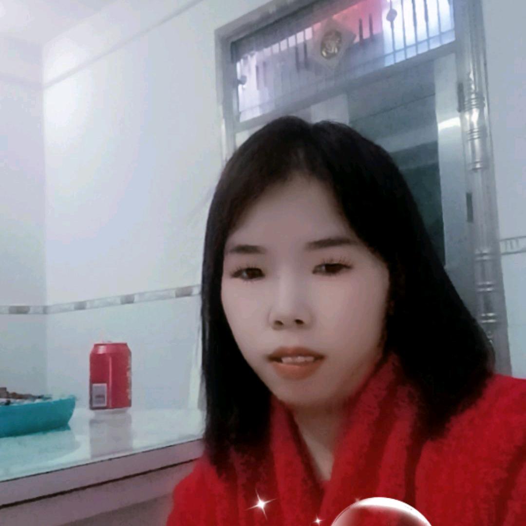 小英，阳光女孩🍎🍎🍎