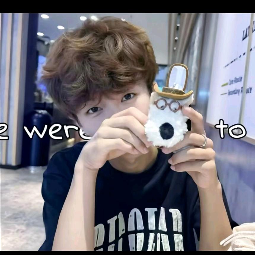 ℳঞ陌生 ꦿ ໌້ᮨ人꧔ꦿ᭄