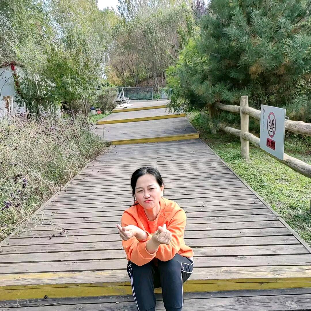 小利吖【早9：50首播】