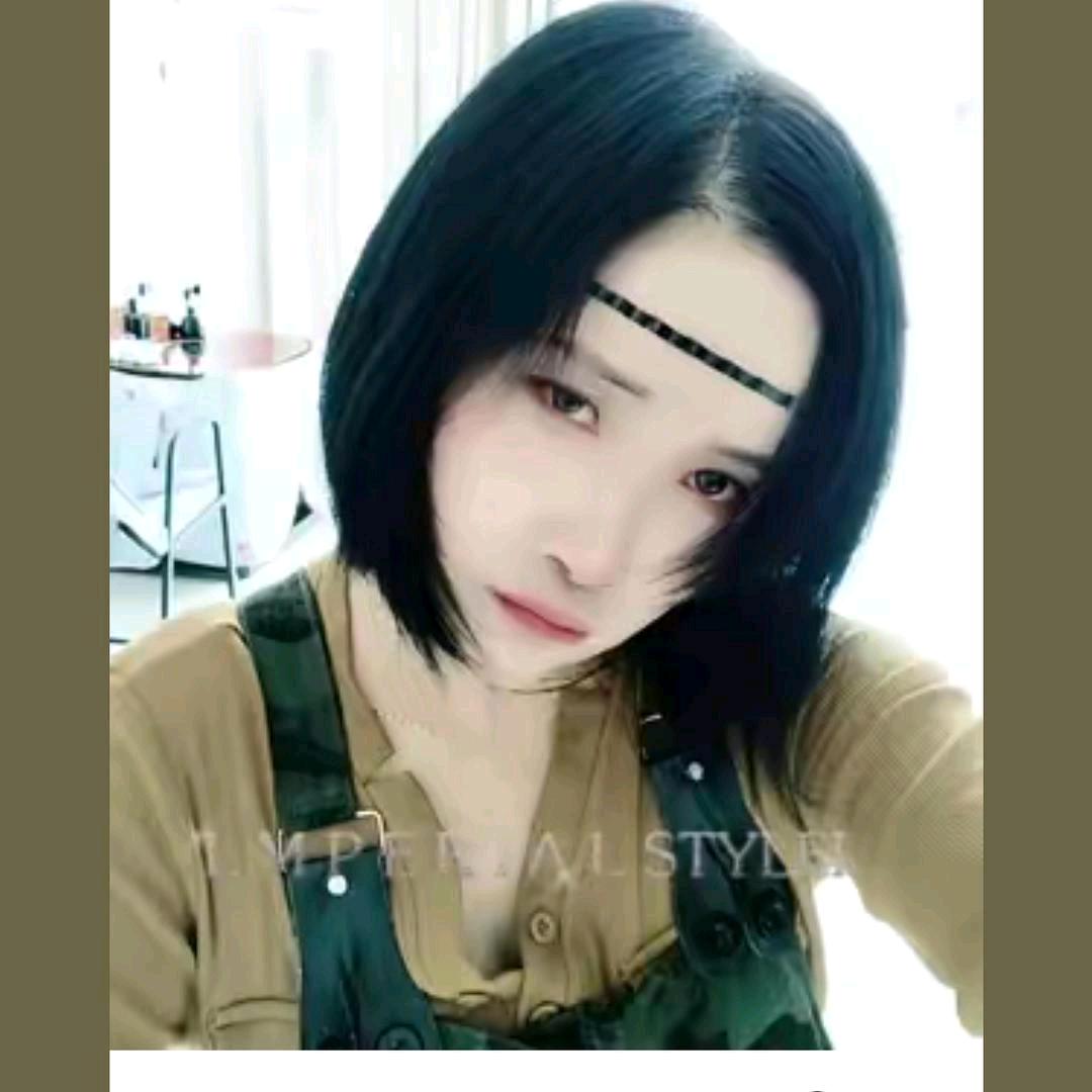 英子