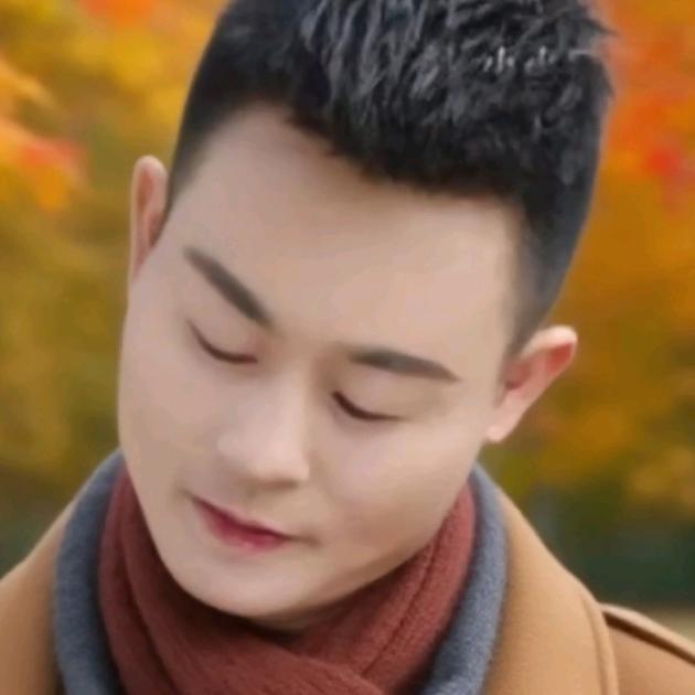 三哥。少年白马醉春风