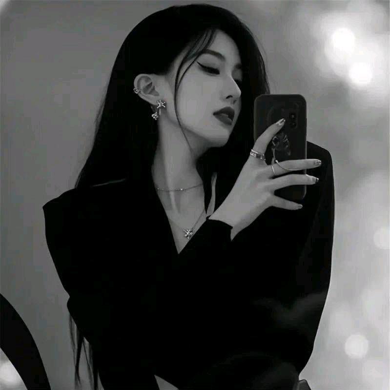 月儿💕