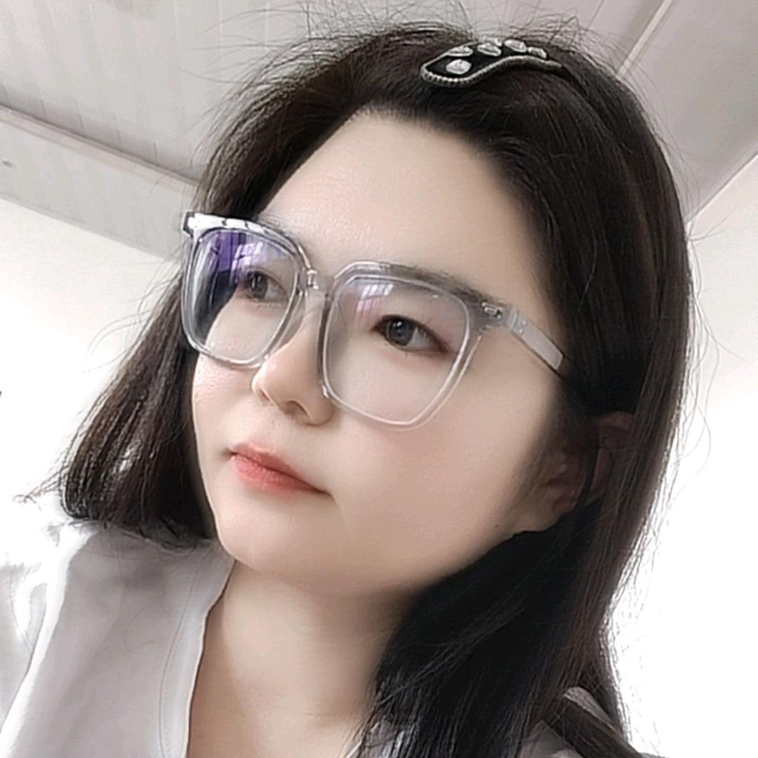 亚信小姐姐😂