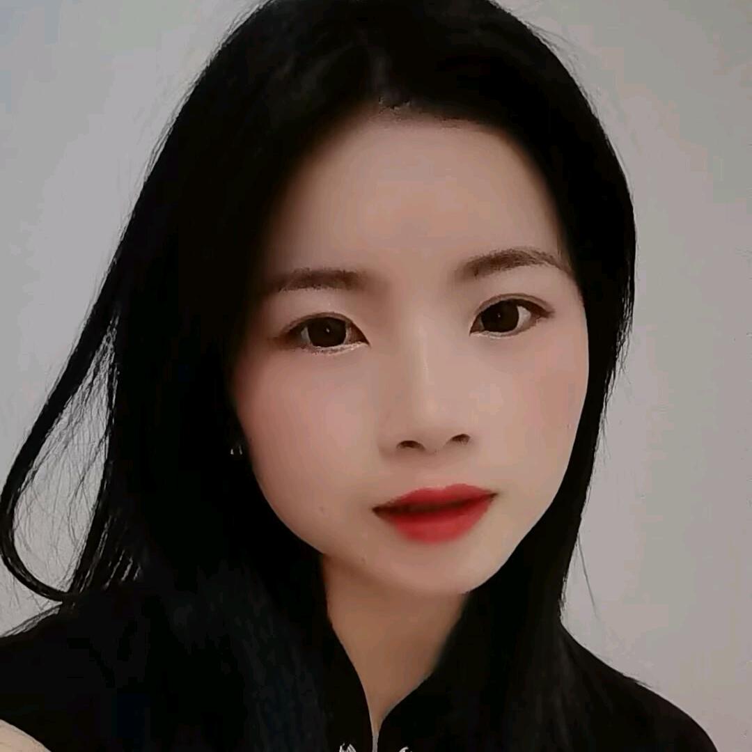 英英✨吖